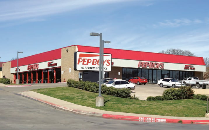 Pictures of Retail property located at 1605 Dallas Dr, Denton, TX 76205 for sales - image #1