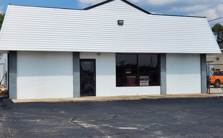 image of property at 348 WHITE HORSE RD Greenville SC 29605-3657