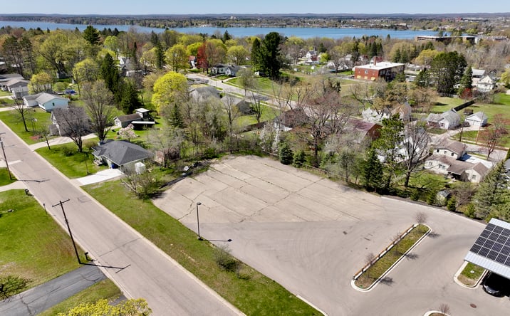 Pictures of Land property located at 208 Robertson St, Cadillac, MI 49601 for sales - image #1