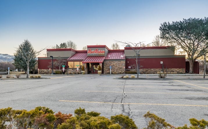 Pictures of Retail property located at 211 W. Parkcenter Blvd, Boise, ID 83706 for sales - image #1