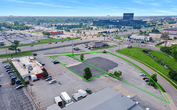 Pictures of Land property located at 704 S Eldorado, Bloomington, IL 61701 for sales - image #1