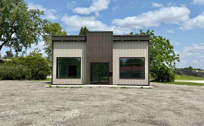 Pictures of Retail, Office property located at 4160 S OAKWOOD Avenue, Geneseo, IL 61254 for sales - image #1