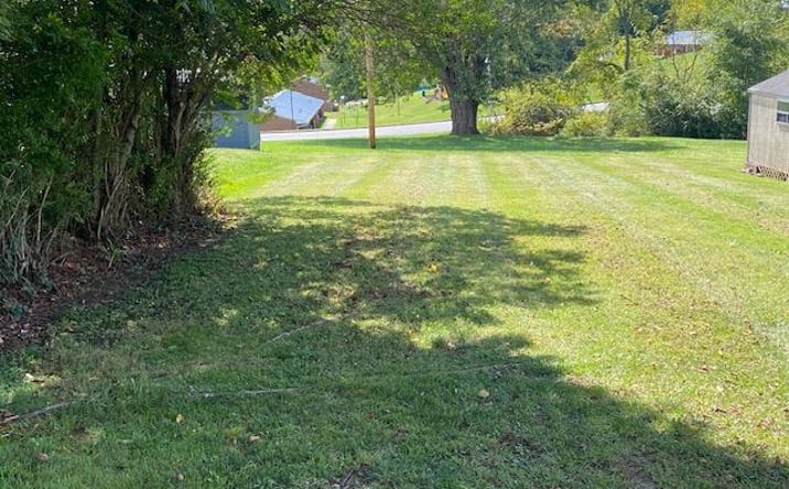 Pictures of Land, Multifamily property located at Lot 6 S 5th Street, Wytheville, VA 24382 for sales - image #1
