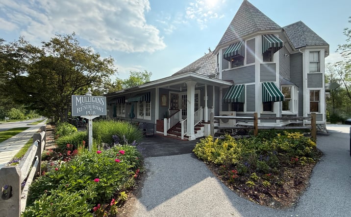 Pictures of Business for Sale, Hospitality property located at 3912 Main St, Manchester, VT 05254 for sales - image #1