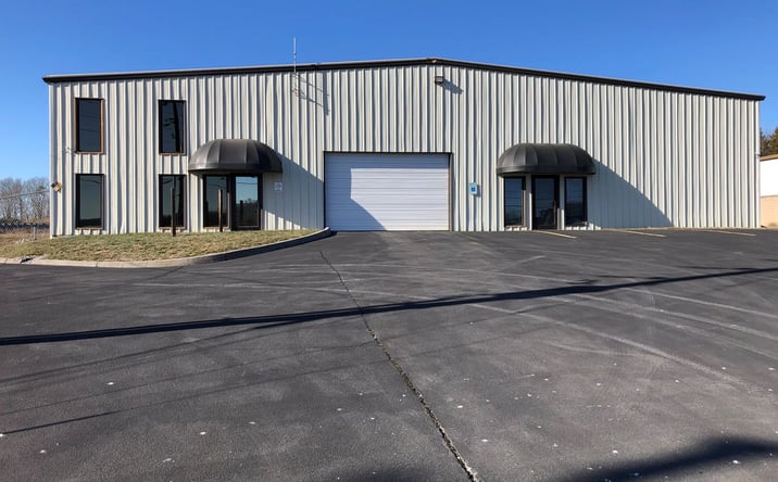 Pictures of Industrial, Office property located at 2009 Brookside Ln, Kingsport, TN 37660 for sales - image #1