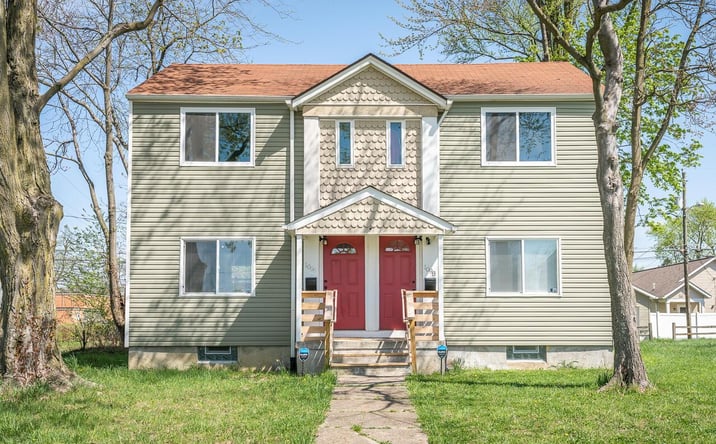 Pictures of Multifamily property located at 1096 E 22nd Avenue #1098, Columbus, OH 43211 for sales - image #1