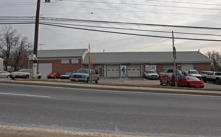 Pictures of Retail, Industrial property located at 6027 Ritchie Highway, Brooklyn Park, MD 21225 for sales - image #1