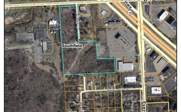 Pictures of Land property located at 20475 W 10 Mile Rd, Southfield, MI 48075 for sales - image #1