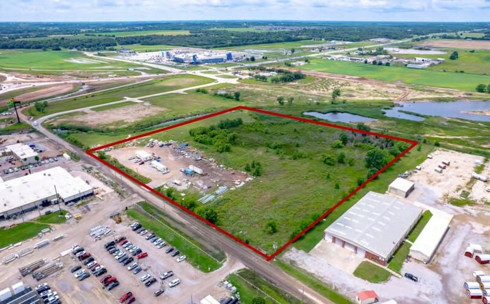 Pictures of Land property located at S Harvey Rd, Norman, OK 73072 for sales - image #1