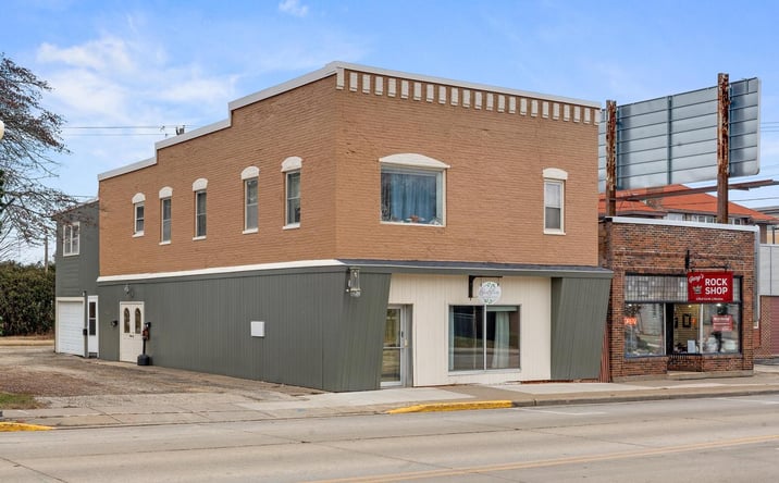 Pictures of Retail, Office property located at 315 S Main, Viroqua, WI 54665 for sales - image #1