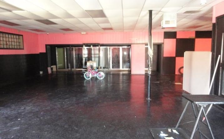 Pictures of Retail, Office, Special Purpose, Industrial property located at 1621 W Court, Janesville, WI 53545 for sales - image #1