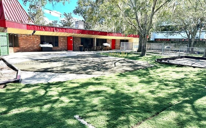 Pictures of Office property located at 940 S Winter Park Drive, Other Fl City, FL 32707 for sales - image #1