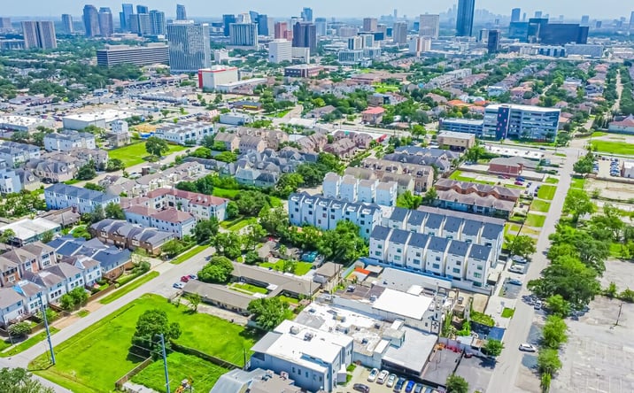 Pictures of Land property located at 3003 Bering Dr, Houston, TX 77057 for sales - image #1