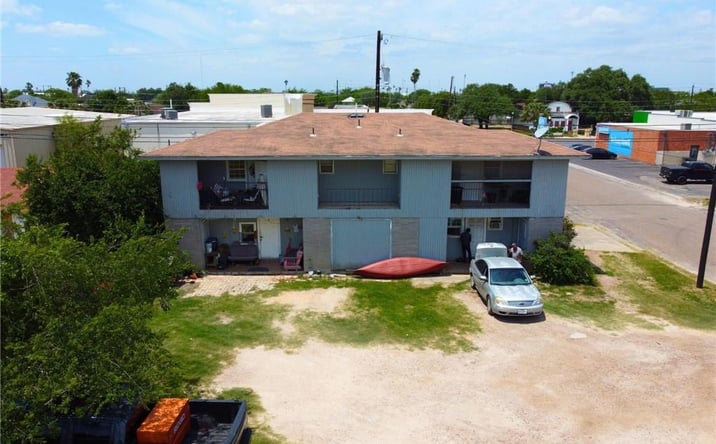 Pictures of Multifamily property located at 116 E 13th Street, Mission, TX 78572 for sales - image #1