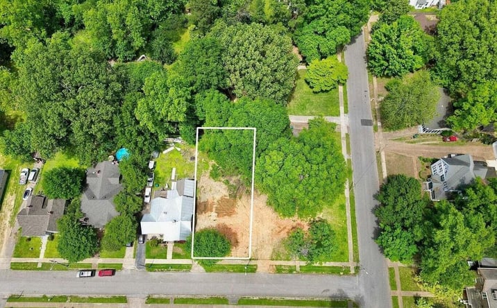 Pictures of Land property located at 1635 Osborne Street, Humboldt, TN 38343 for sales - image #1