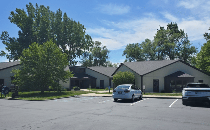 Pictures of Office property located at 5226 S East St, Indianapolis, IN 46227 for sales - image #1