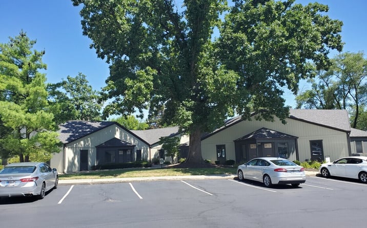 Pictures of Office property located at 5222 S East St, Indianapolis, IN 46227 for sales - image #1