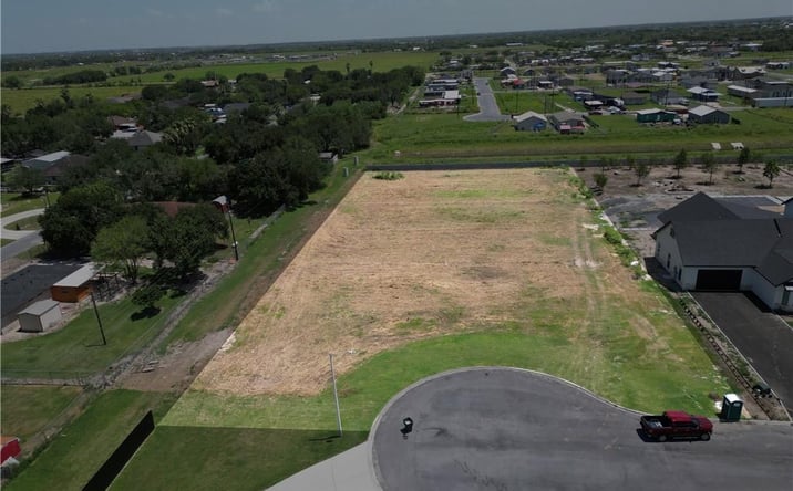 Pictures of Land property located at 7214 Suncrest Acres Street, Edinburg, TX 78542 for sales - image #1
