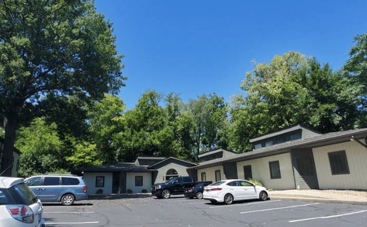 Pictures of Office property located at 5218 S East St, Indianapolis, IN 46227 for sales - image #1