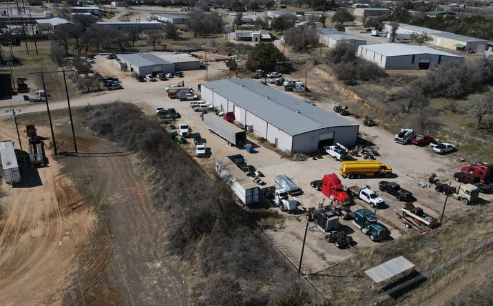 Pictures of Industrial property located at 207 Samuel Dr., Weatherford, TX 76085 for sales - image #1