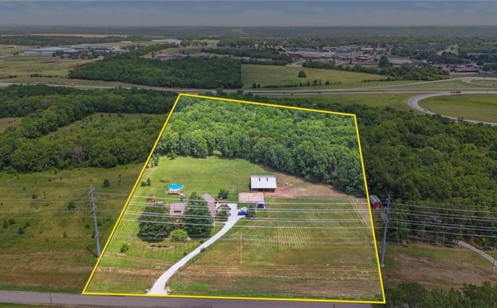 Pictures of Land, Industrial, Multifamily property located at 34860 W 95th Street, De Soto, KS 66018 for sales - image #1