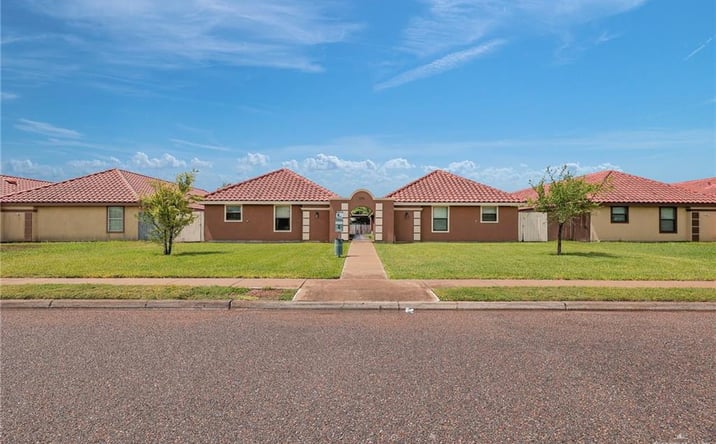 Pictures of Multifamily property located at 303 S Ridge Lane, San Juan, TX 78589 for sales - image #1