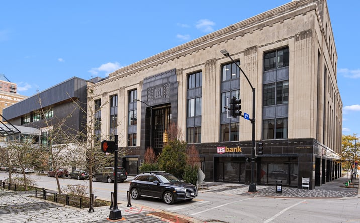 Pictures of Office, Retail property located at 520 Walnut St, Des Moines, IA 50309 for sales - image #1