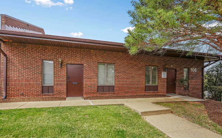 Pictures of Office property located at 106 Elden St, Herndon, VA 20170 for sales - image #1