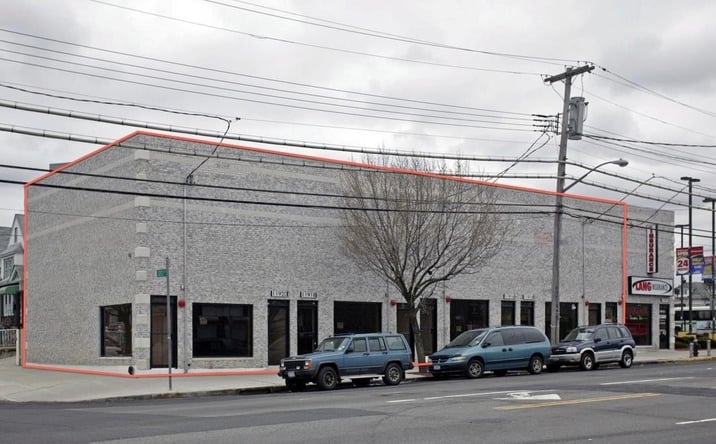 Pictures of Retail property located at 11914 Rockaway Boulevard, New York, NY 11420 for sales - image #1