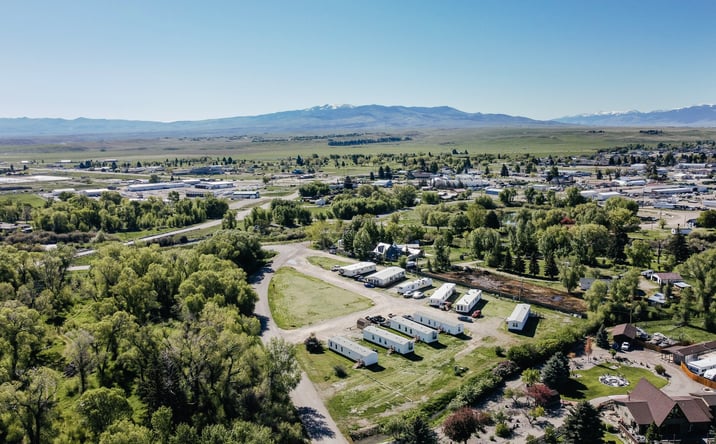 Pictures of Mobile Home Park property located at 250 Pioneer Dr, Dillon, MT 59725 for sales - image #1