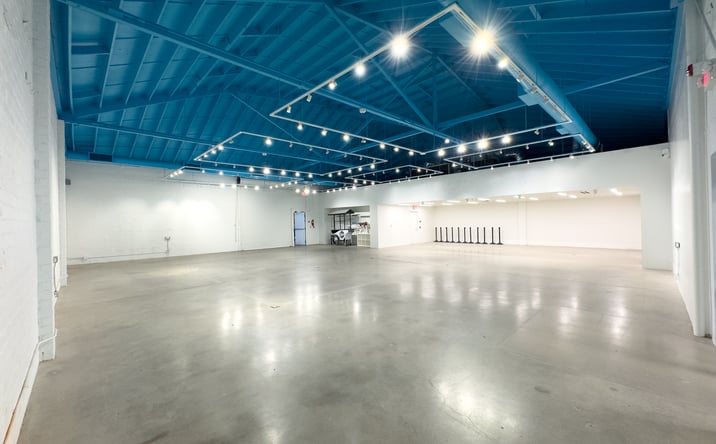 Pictures of Retail, Industrial property located at 915 Venice Blvd., Los Angeles, CA 90015 for sales - image #1