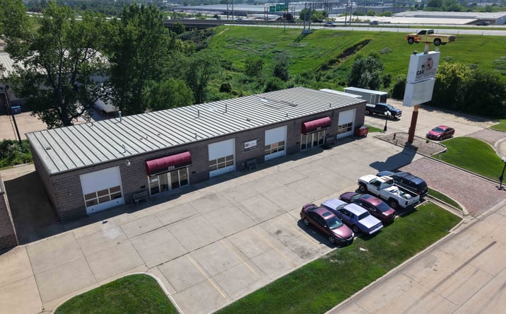 Pictures of Industrial, Retail property located at  for sales - image #1