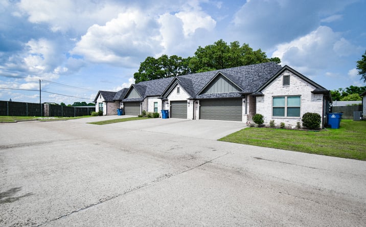 Pictures of Multifamily property located at 17432 Maji Rd, Whitehouse, TX 75791 for sales - image #1