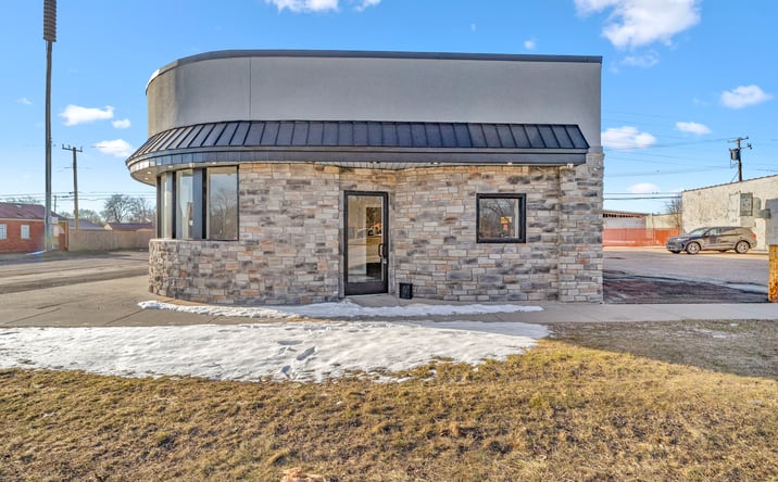 Pictures of Office property located at 32413 Michigan Avenue, Dearborn, MI 48184 for sales - image #1