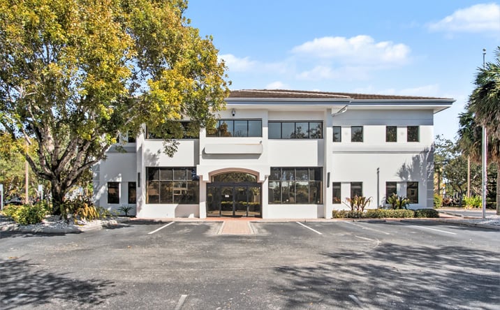 Pictures of Office property located at 4025 Radio Rd, Naples, FL 34104 for sales - image #1