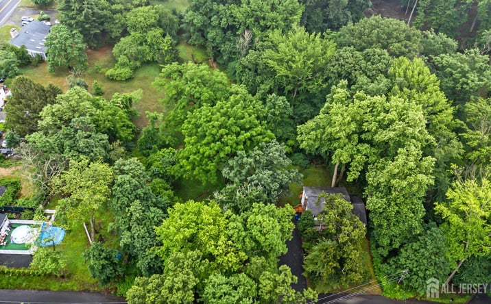 Pictures of Land property located at 12000-600000 Rues Lane, Monroe, NJ 08831 for sales - image #1