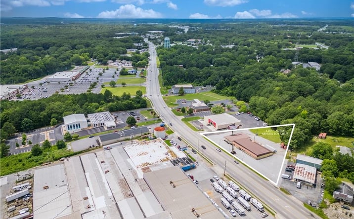 Pictures of Mixed Use, Office, Retail property located at 4588 ATLANTA Highway, Loganville, GA 30052 for sales - image #1