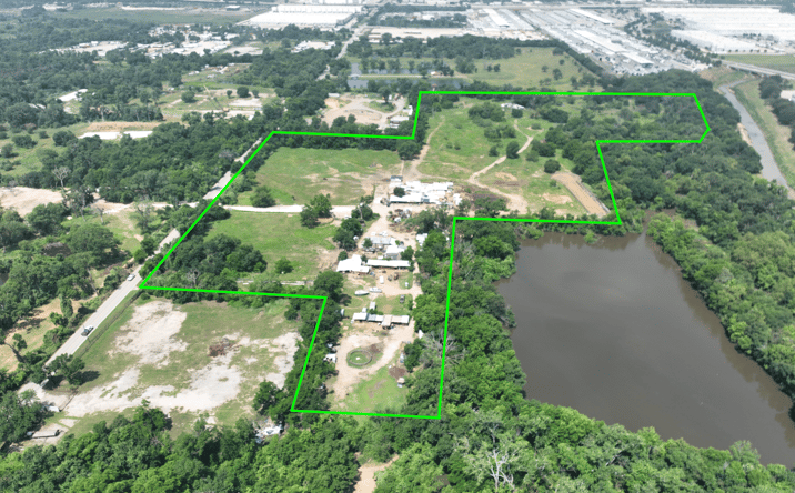 Pictures of Land property located at 468 W Oakdale Rd, Grand Prairie, TX 75050 for sales - image #1