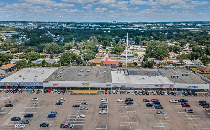 Pictures of Retail property located at 7430 Palm River Rd, Tampa, FL 33619 for sales - image #1