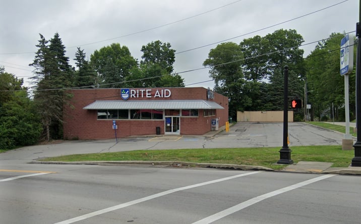 Pictures of Retail property located at 100 Franklin St, Mercer, PA 16137 for sales - image #1