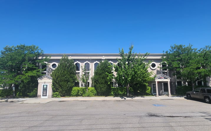 Pictures of Office property located at 3950 S Yellowstone Hwy, Idaho Falls, ID 83402 for sales - image #1