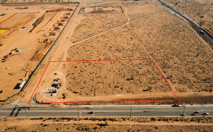 Pictures of Land property located at Highway 395 and Phelan Road, Hesperia, CA 92344 for sales - image #1