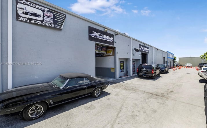 Pictures of Business for Sale, Retail, Office property located at Mechanic Shop For Sale Near Tamiami Airport, Kendall, FL 33186 for sales - image #1