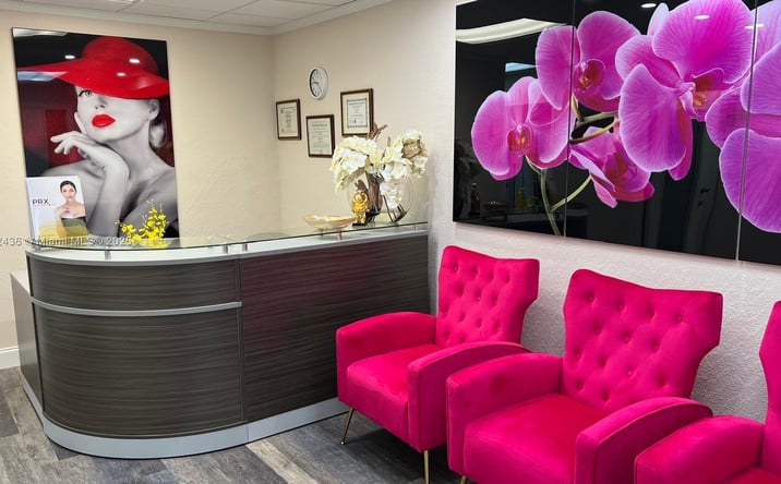 Pictures of Office property located at 3800 S Ocean Dr # 206, Hollywood, FL 33019 for sales - image #1