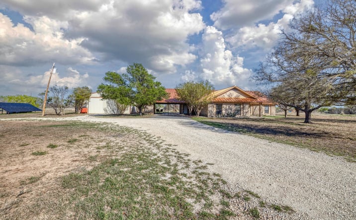 Pictures of Land property located at TBD Private Rd 4455, Uvalde, TX 78801 for sales - image #1