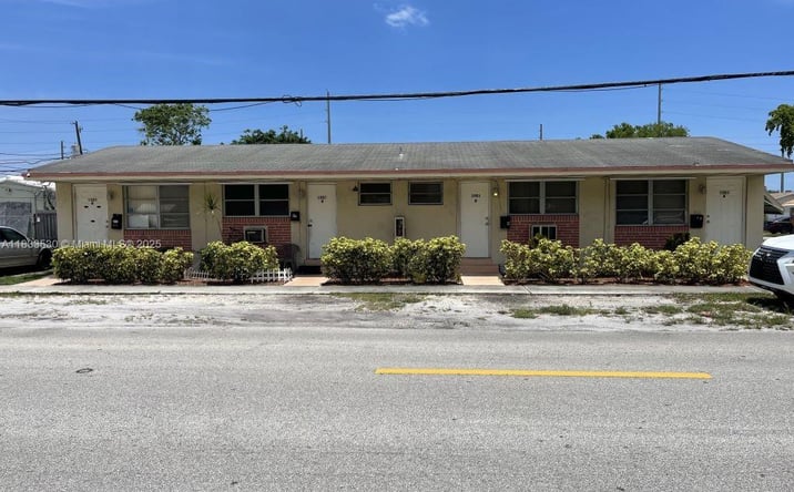 Pictures of Multifamily property located at 1501 N 22nd Ave, Hollywood, FL 33020 for sales - image #1