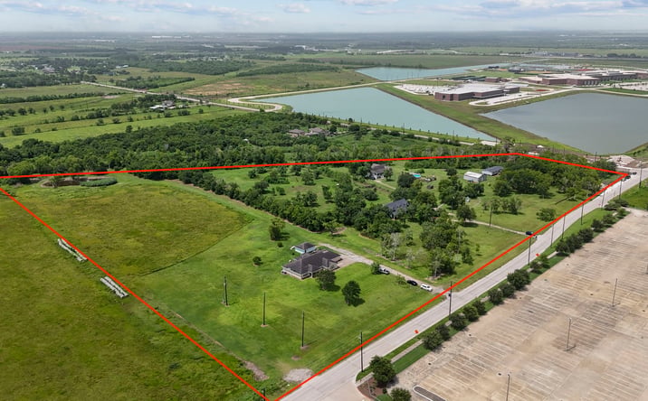Pictures of Land property located at 4310, 4316, 4322 CR 64, Iowa Colony, TX 77583 for sales - image #1