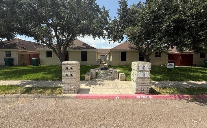 Pictures of Multifamily property located at 701 Cancun Lane, Pharr, TX 78577 for sales - image #1
