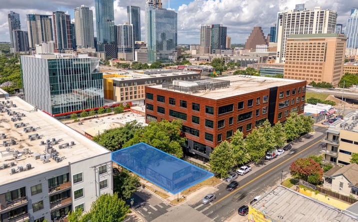 Pictures of Retail property located at 911 E 6th St, Austin, TX 78702 for sales - image #1