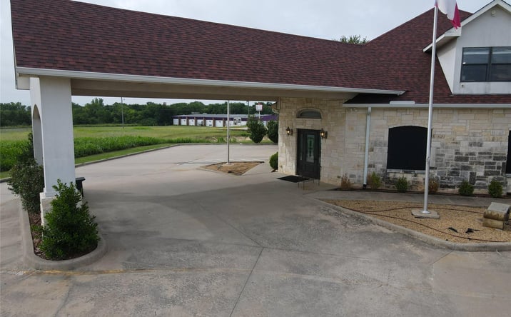 Pictures of Office property located at 1700 Gallagher Dr, Sherman, TX 75090 for sales - image #1